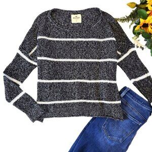 Hollister Striped Knit Sweater Women’s Size Small Black White Long Sleeve Casual